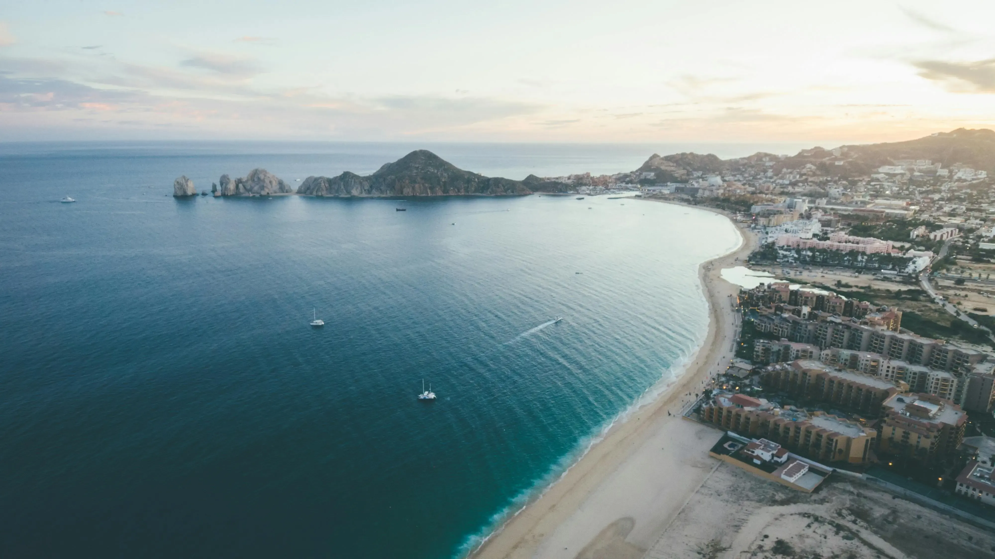 Los Cabos: One of Mexico’s Best Places to Retire